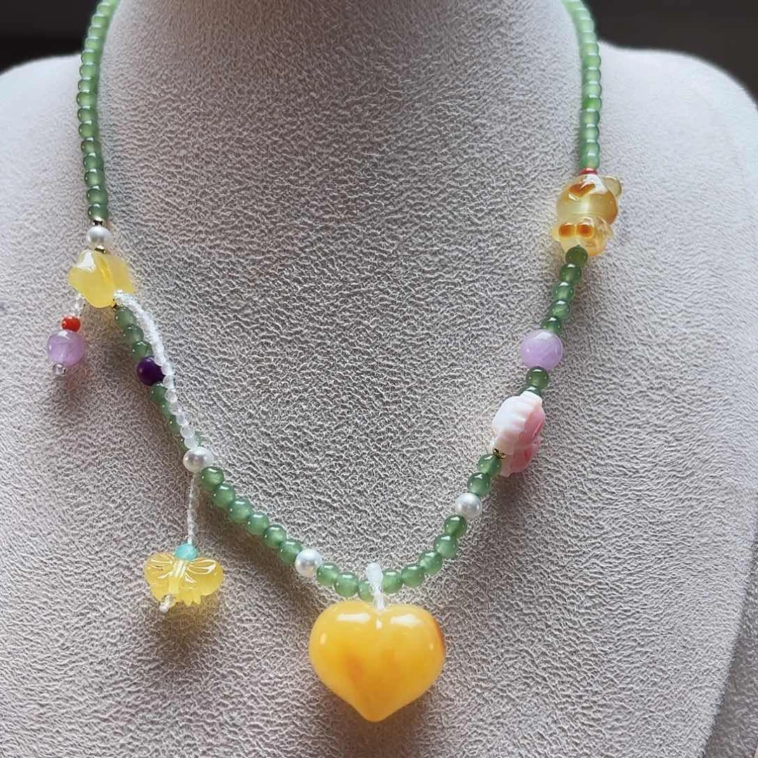 未镶嵌颈饰琥珀琥珀