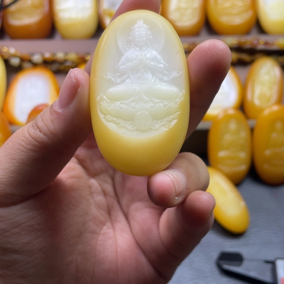 来***9和田玉未镶嵌颈饰