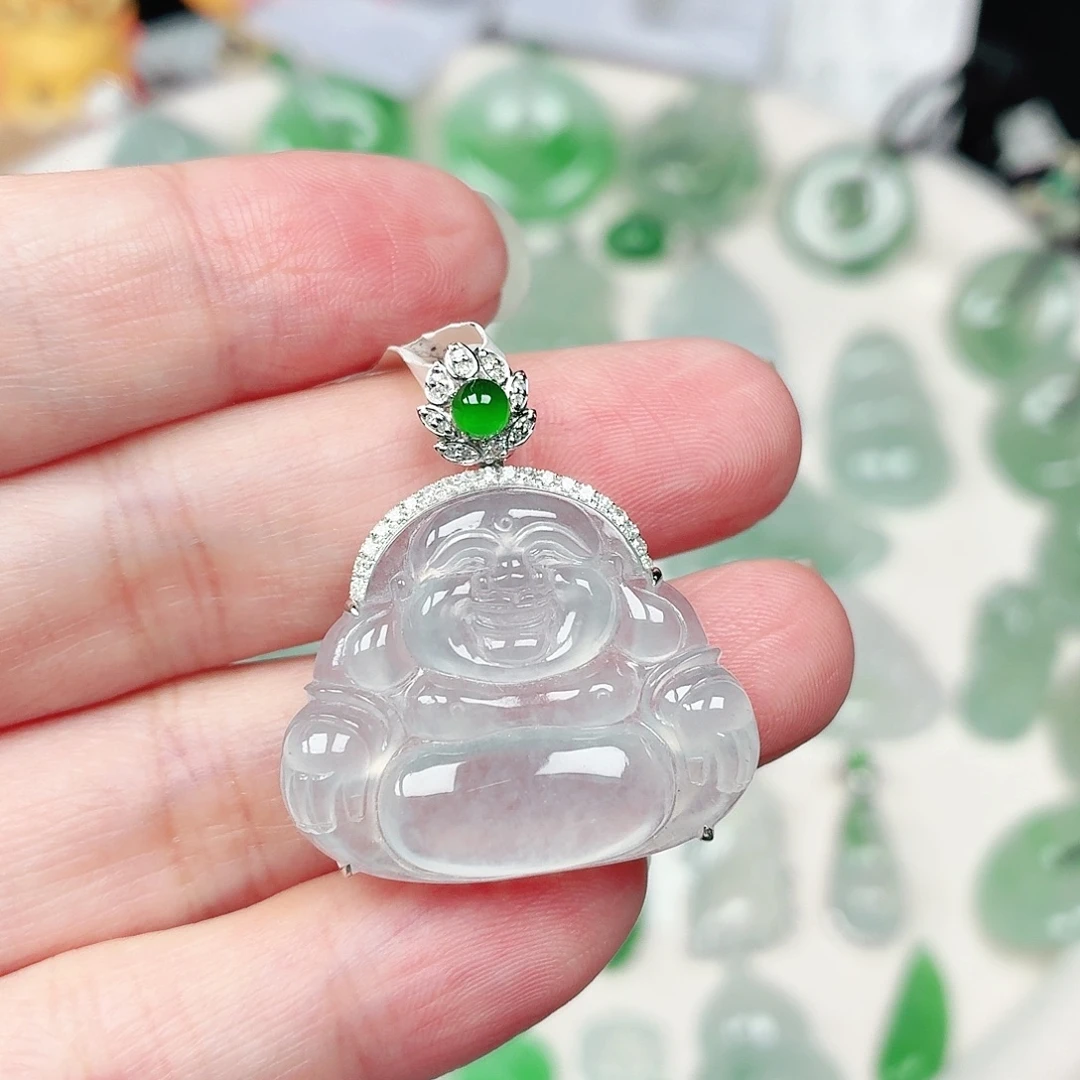 翡翠18K金镶嵌颈饰缅甸天然A货翡翠