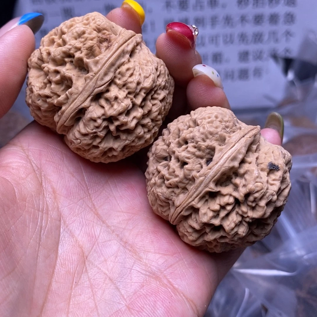 文玩核桃把件云南野生铁核桃3号43mm