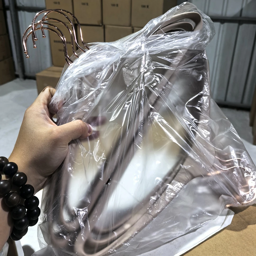 孤品货良家肤感衣架液态硅胶干湿两用