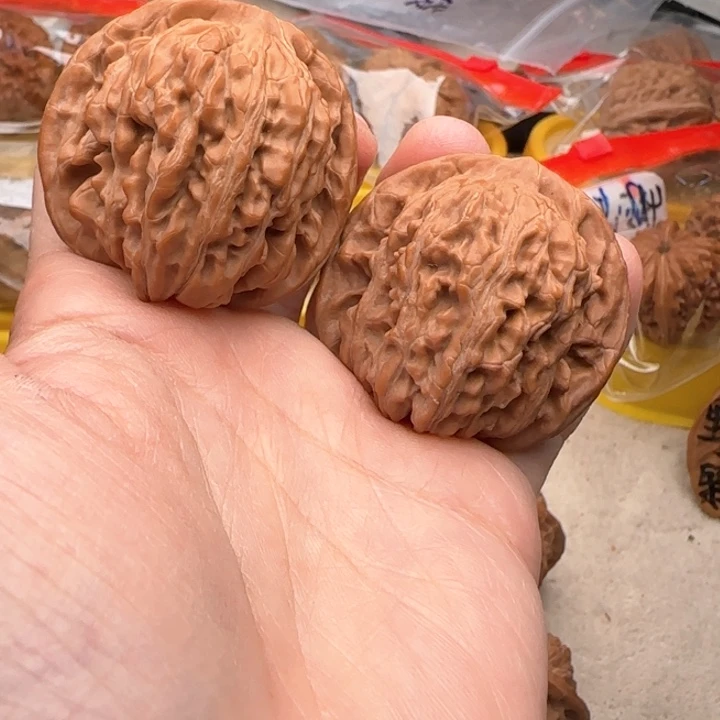 文玩核桃吊坠张*汉高山楼子40.5z