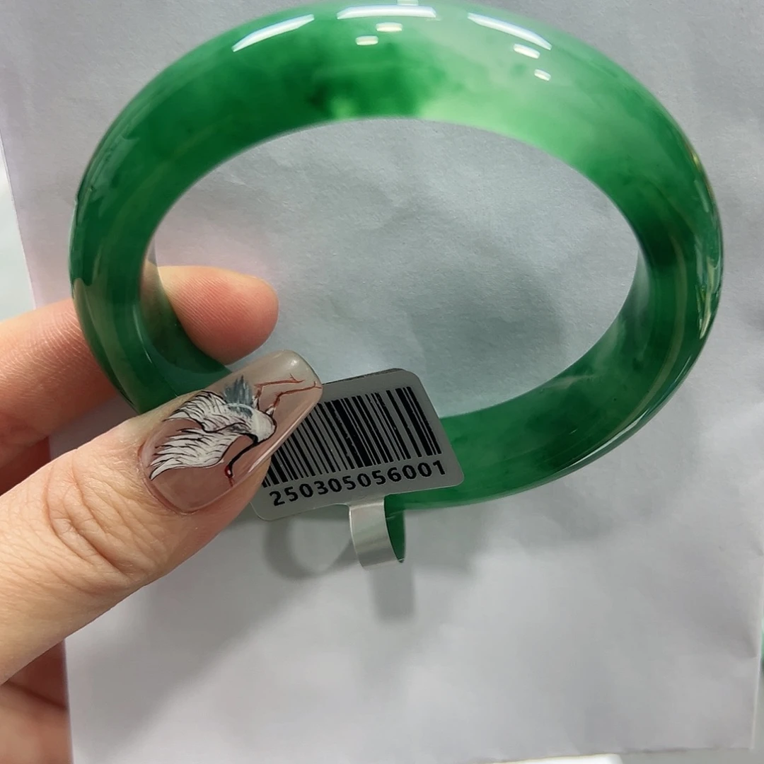 石英质玉手镯未镶嵌@***张