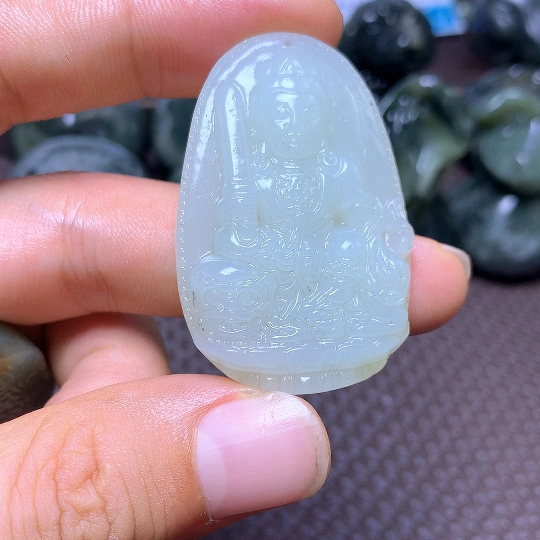 颈饰未镶嵌和田玉