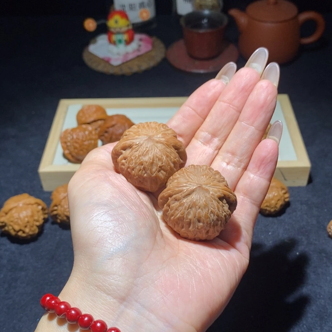 文玩核桃吊坠铁锤妹妹38