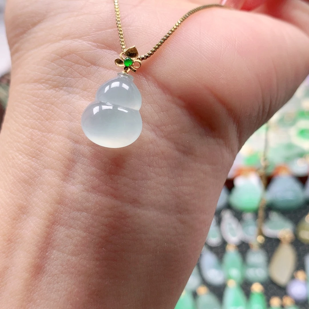 吊坠(不含链)18K金镶嵌翡翠