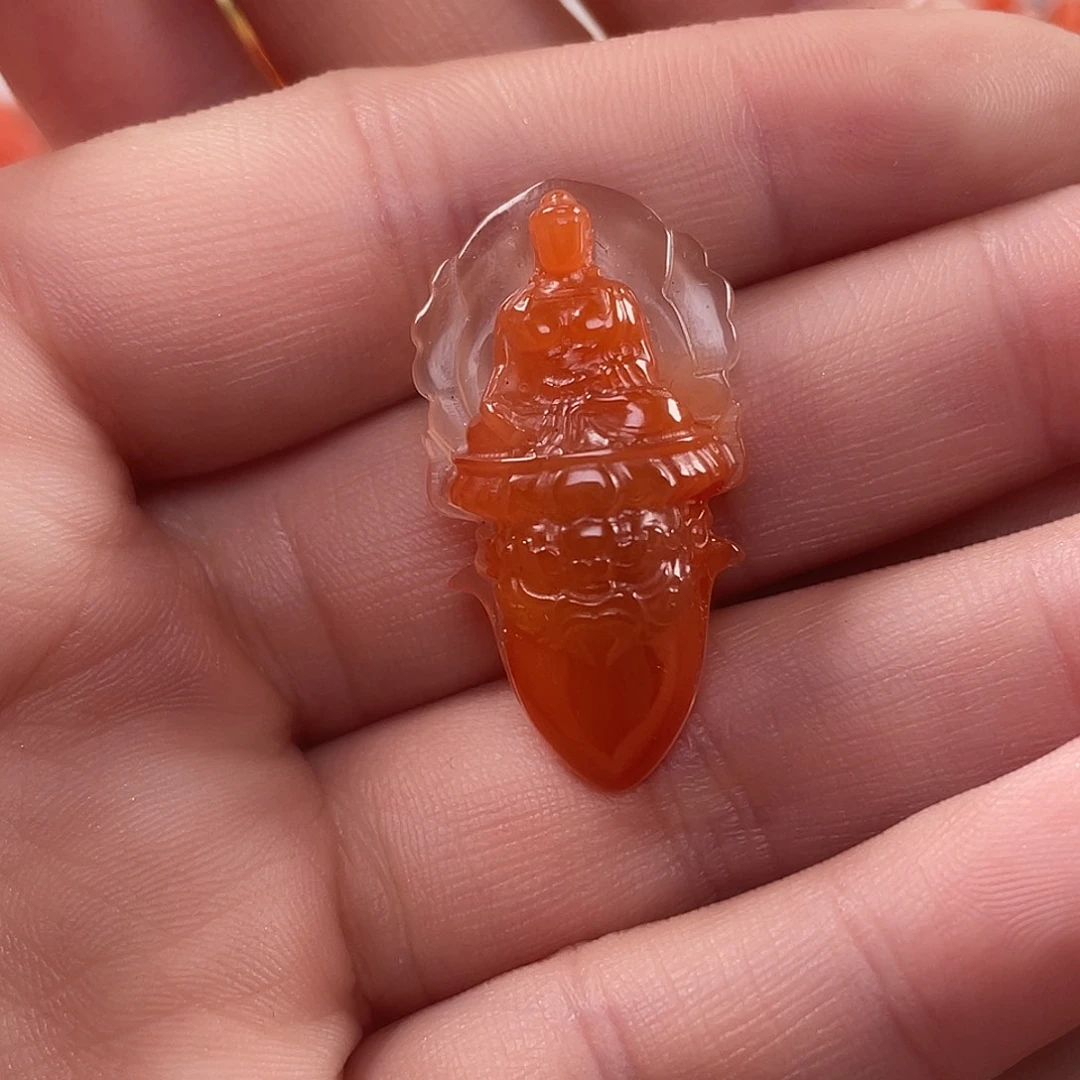 南红玛瑙未镶嵌颈饰