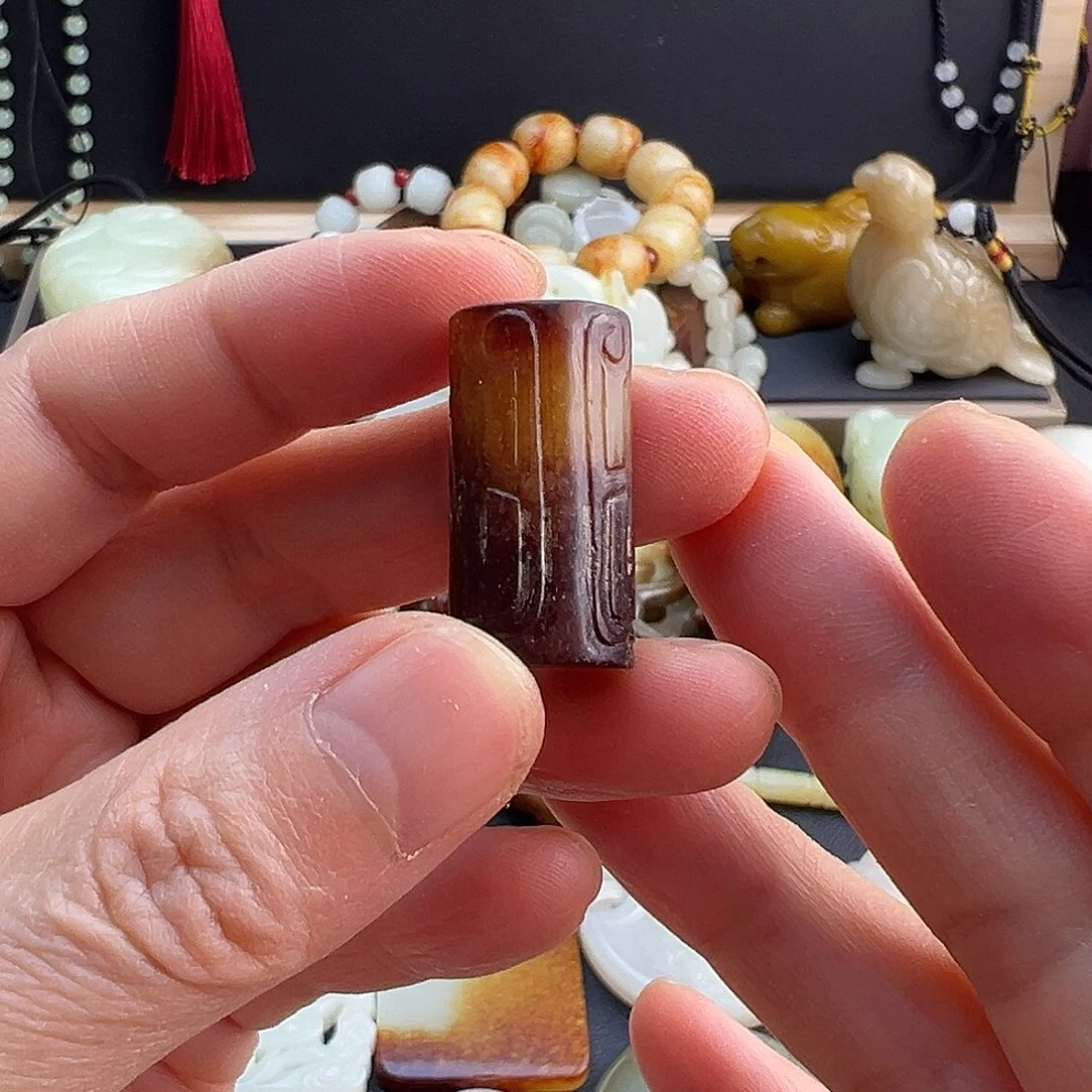 和田玉（糖玉）未镶嵌挂件