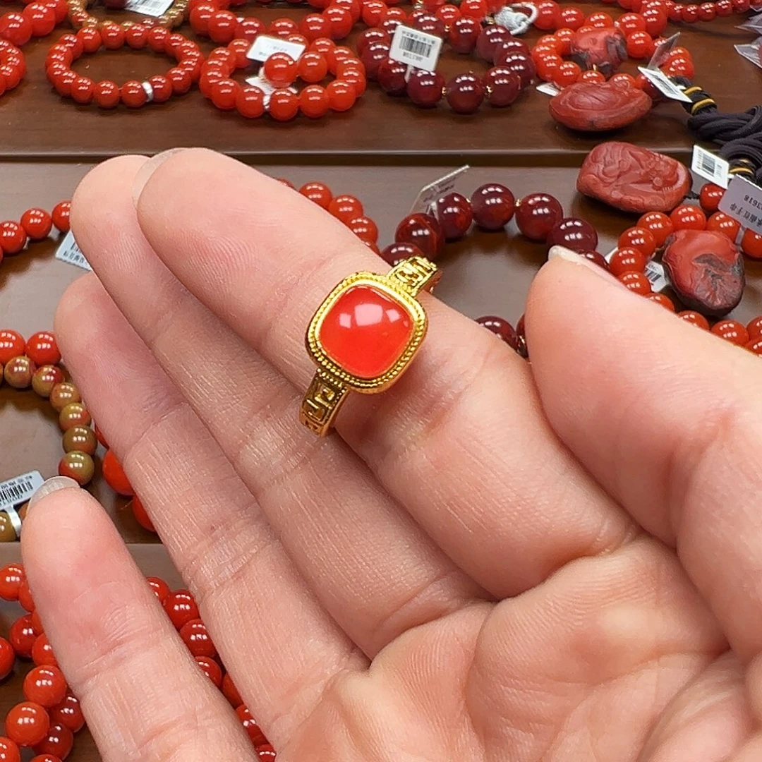 南红玛瑙未镶嵌手镯