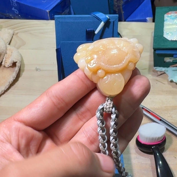 未镶嵌和田玉（糖玉）挂件