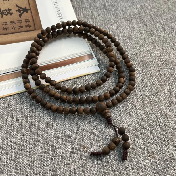 【电白沉香】A007C奇楠圆珠多圈5mm沉水浮多样性发货一条