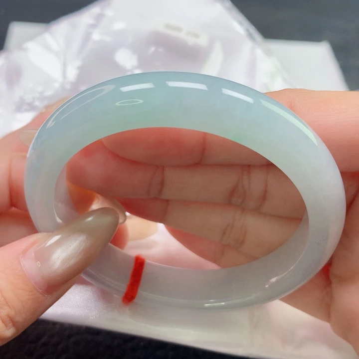 翡翠未镶嵌手镯5657