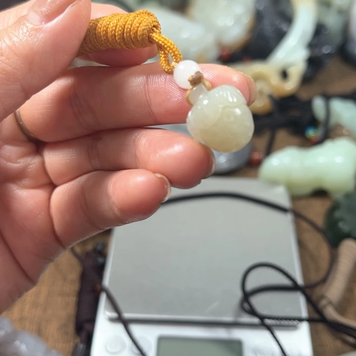 【闪购商品】和田玉吊坠未镶嵌