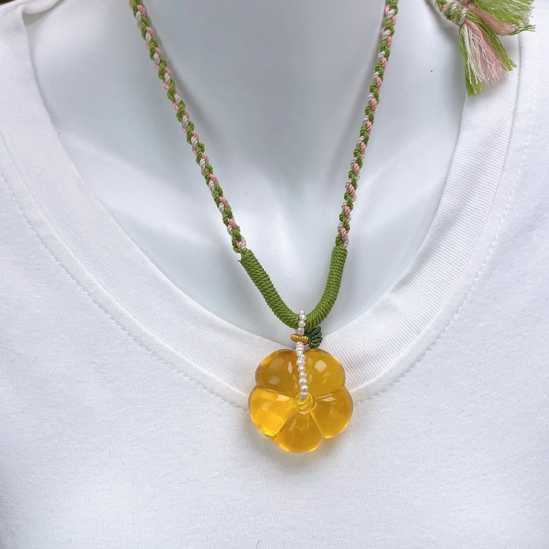 琥珀裸石未镶嵌蜜蜡