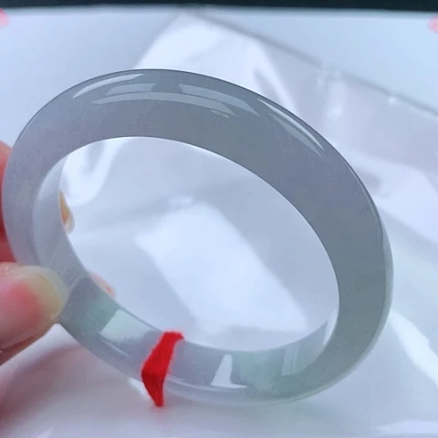 翡翠手镯未镶嵌68 号翡翠手镯