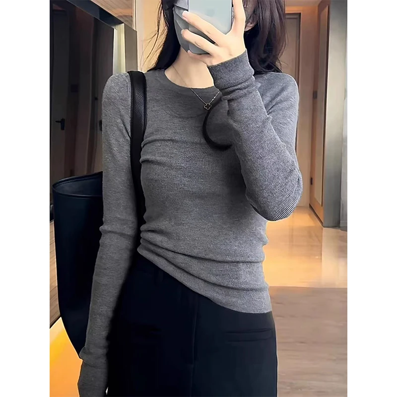 圆领长袖针织T恤女春秋高级感修身显瘦高弹内搭打底衫洋气上衣潮