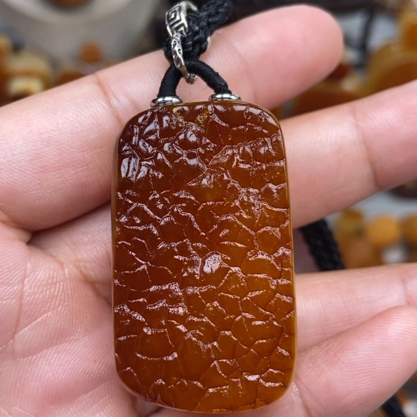 【闪购商品】未镶嵌颈饰琥珀