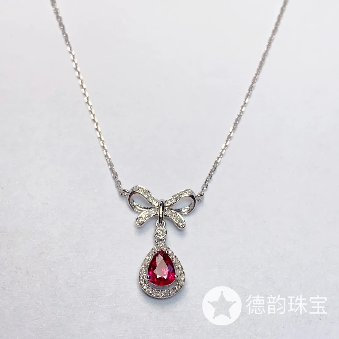 18K金镶嵌无烧红宝石项链