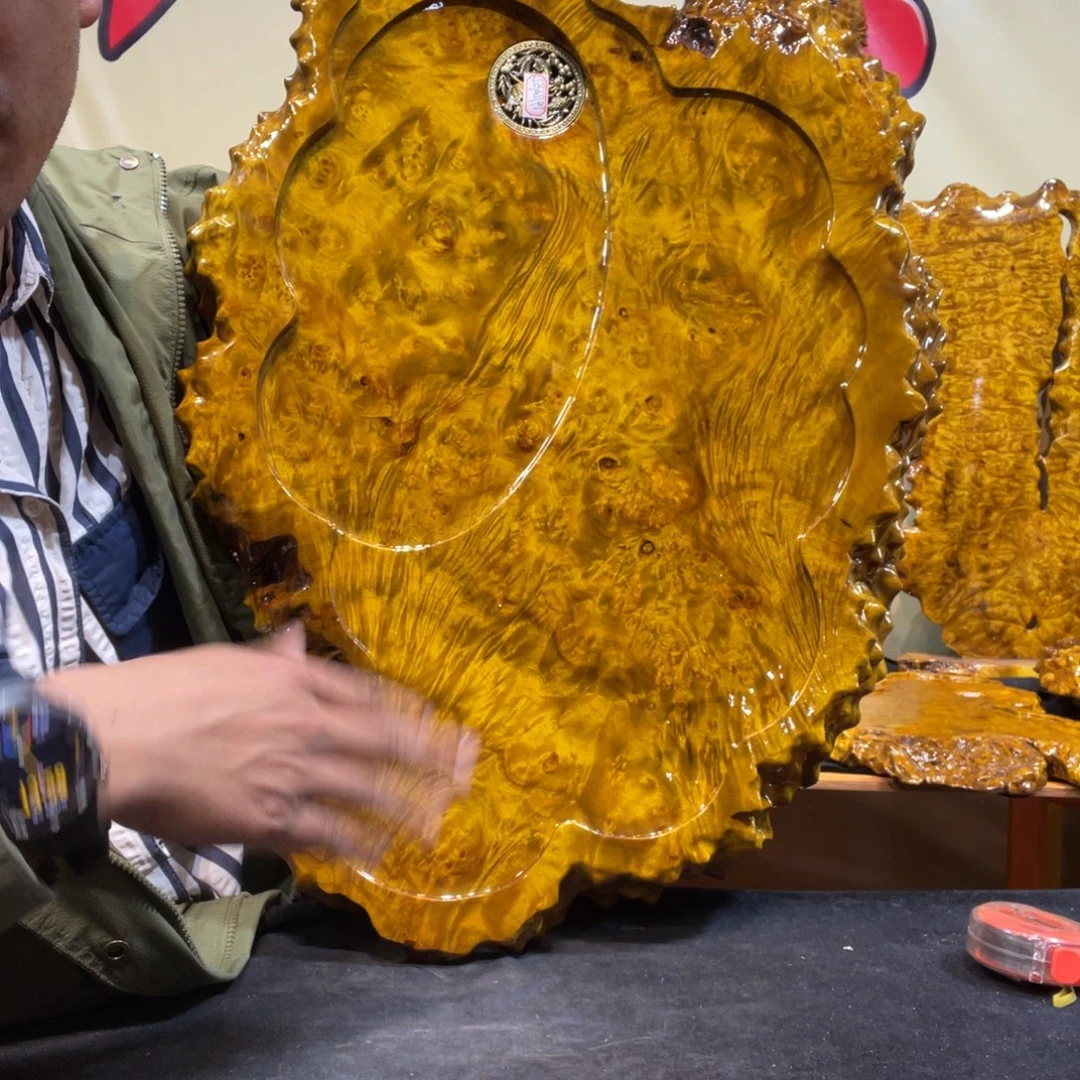 缅甸黄金樟树瘤工