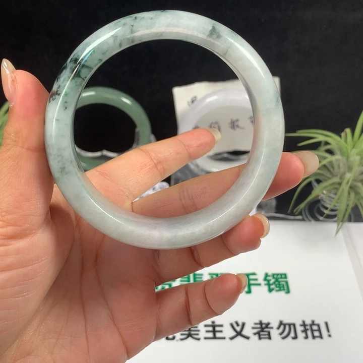 未镶嵌手镯翡翠79