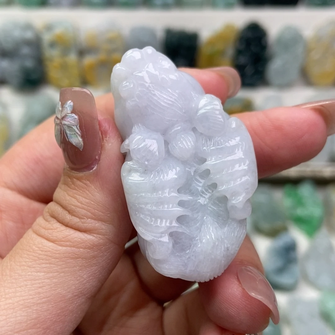 翡翠吊坠(赠链)未镶嵌口含珠
