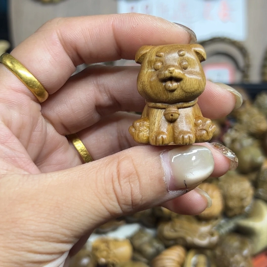 维腊木（绿檀）无事牌