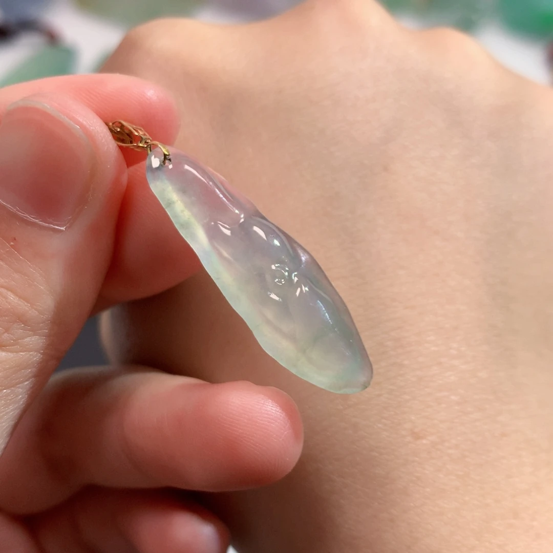 翡翠未镶嵌吊坠(不含链)1948