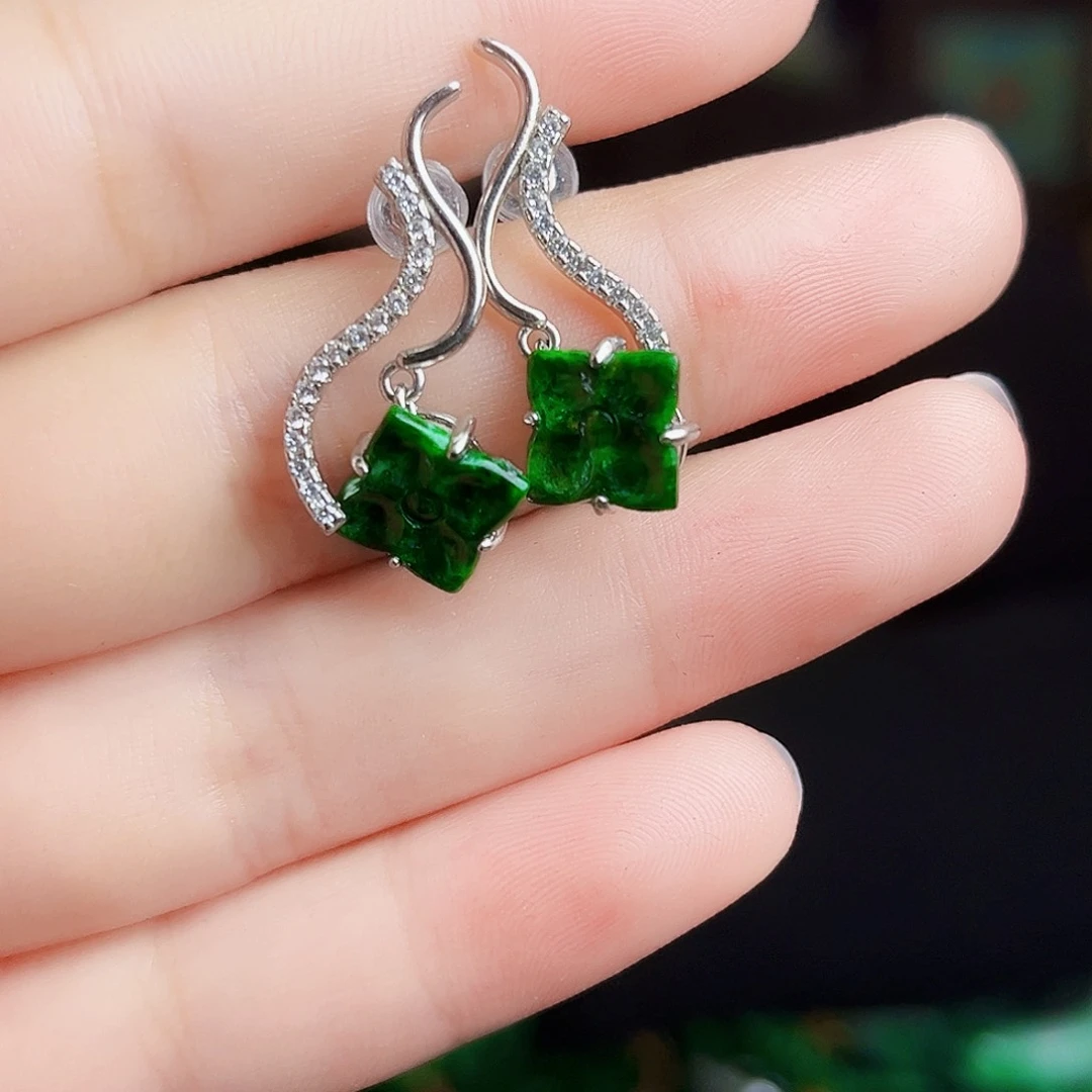 颈饰银S925镶嵌翡翠多样性