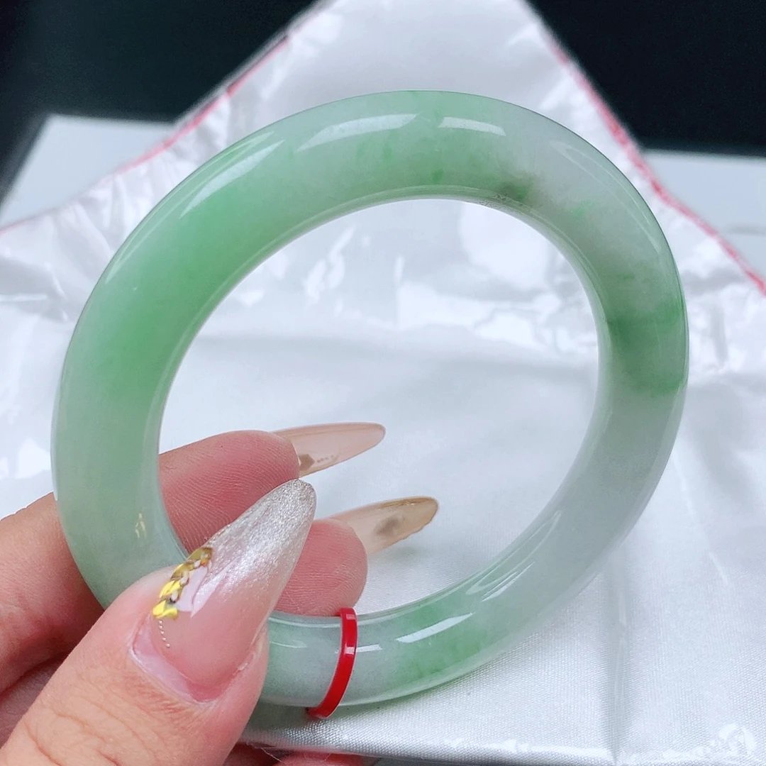 未镶嵌手镯翡翠胖****）6611