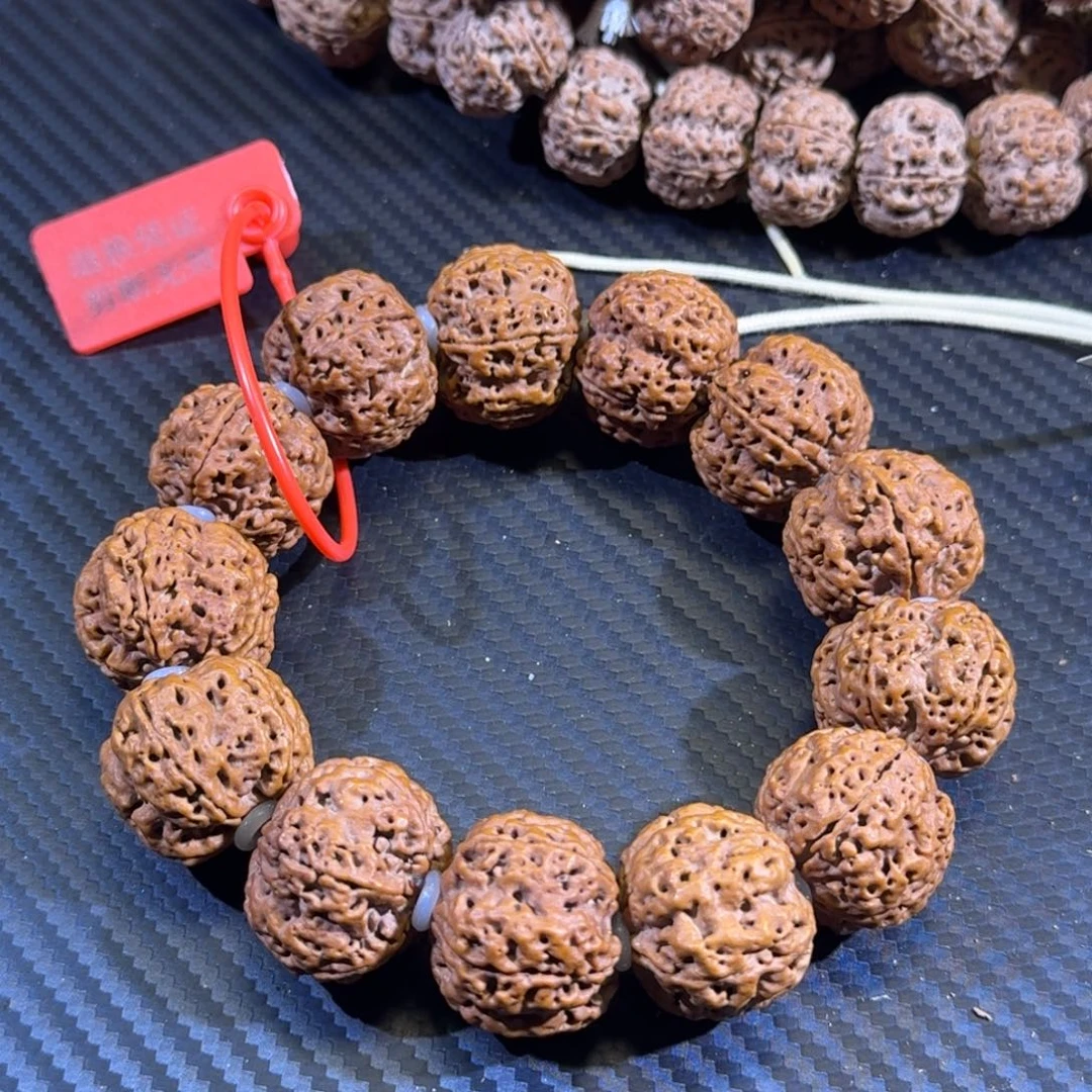 金刚菩提吊坠26尺蜂王