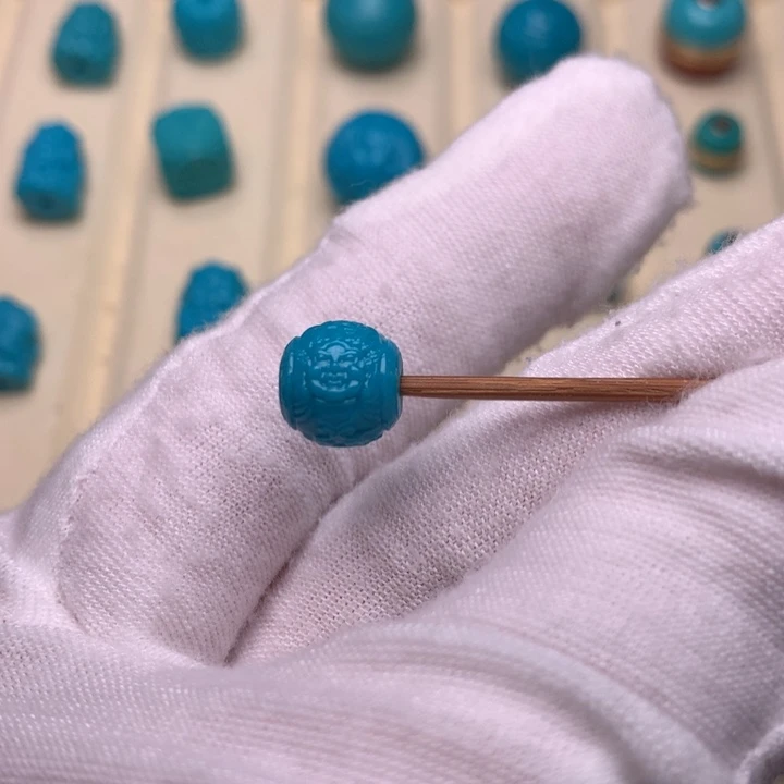 绿松石未镶嵌绿松石黄财神9.2