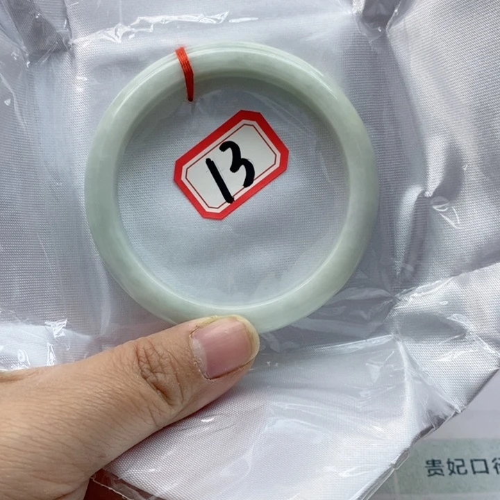 翡翠未镶嵌手镯翡翠