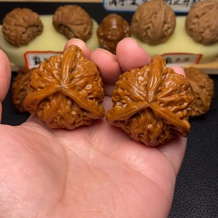 把件文玩核桃顽*工艺三棱