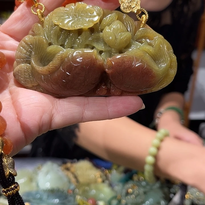 未镶嵌岫玉毛衣链