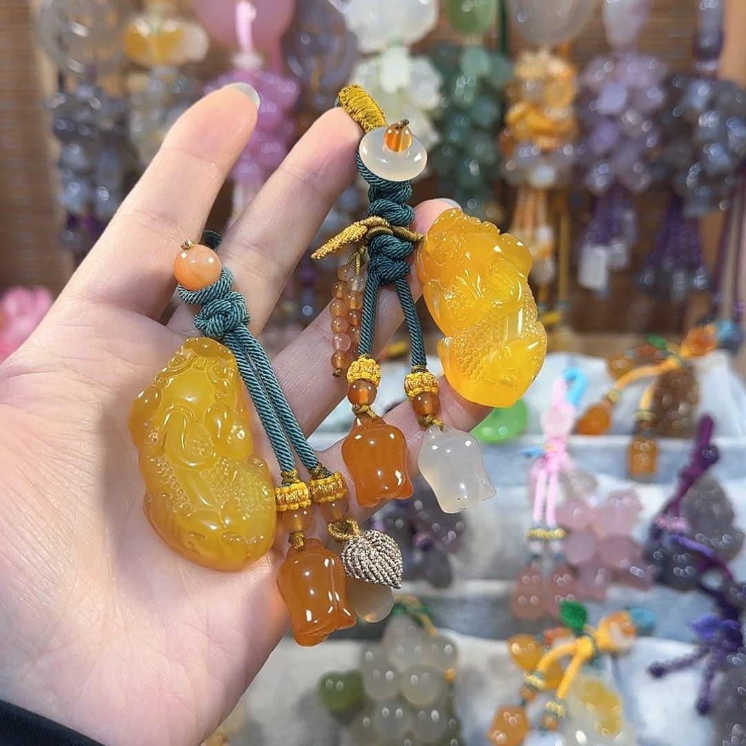 玛瑙/玉髓小挂件福利款不挑不拣通货料子带有包容点未@***糖