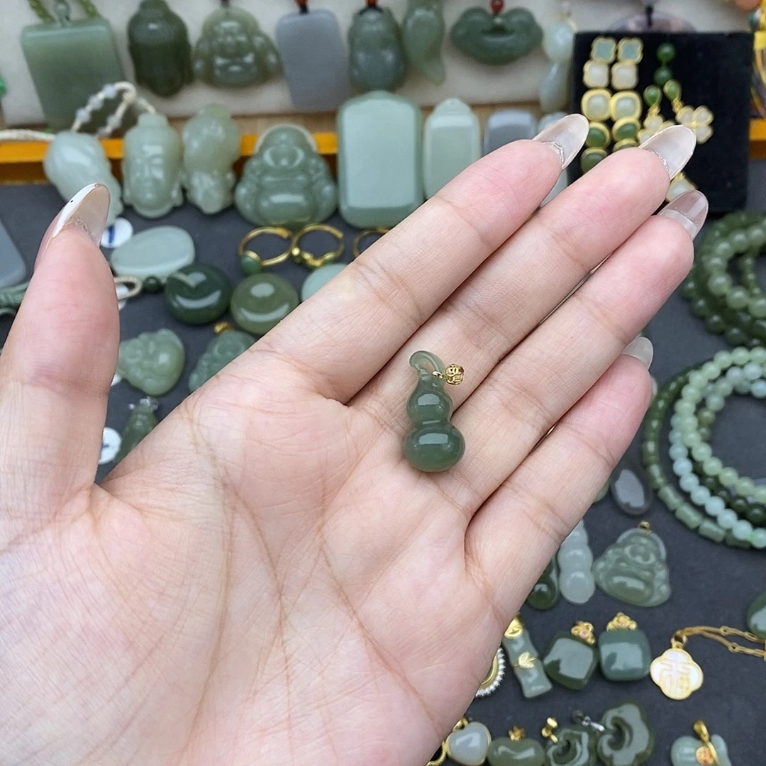 吊坠(不含链)18K金镶嵌和田玉