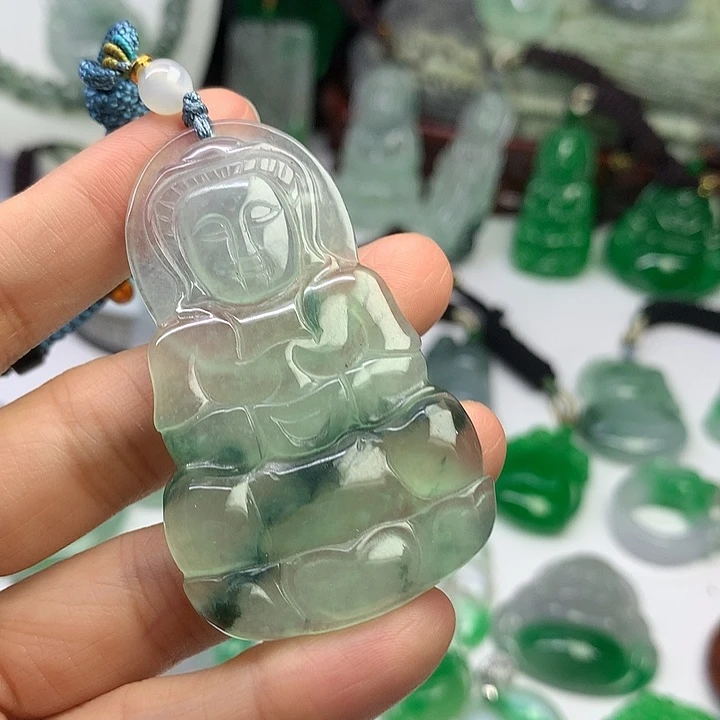 翡翠未镶嵌吊坠(赠链)