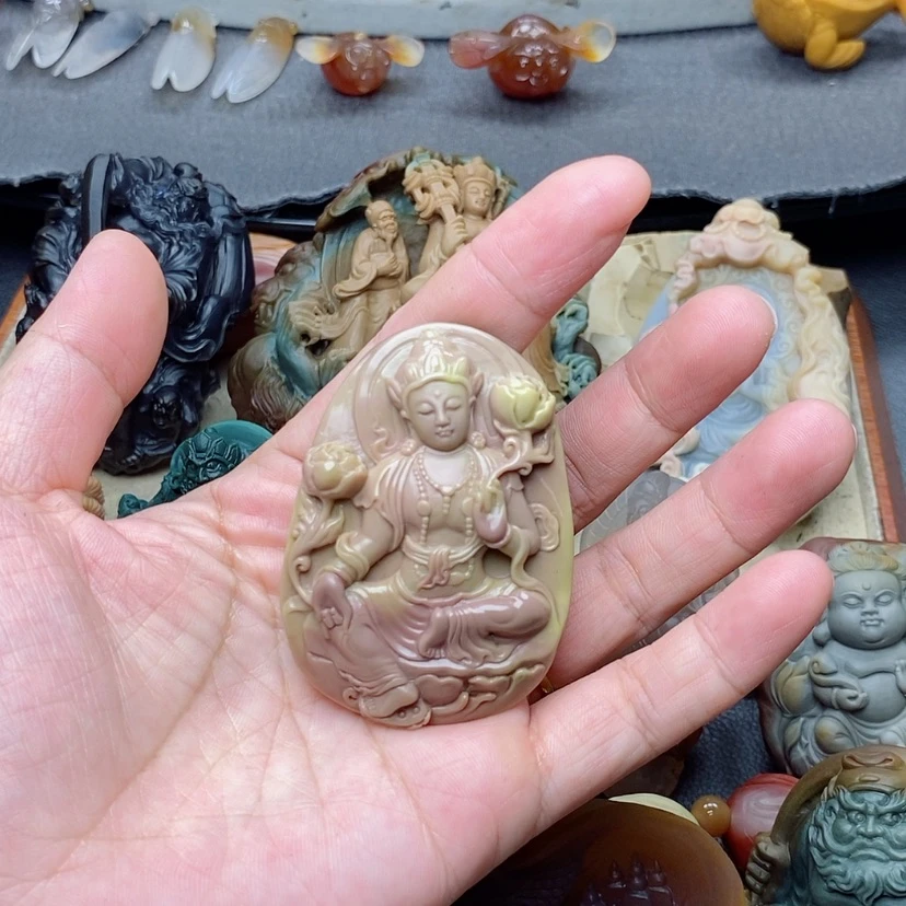 【闪购商品】定制石英质玉吊坠未镶嵌