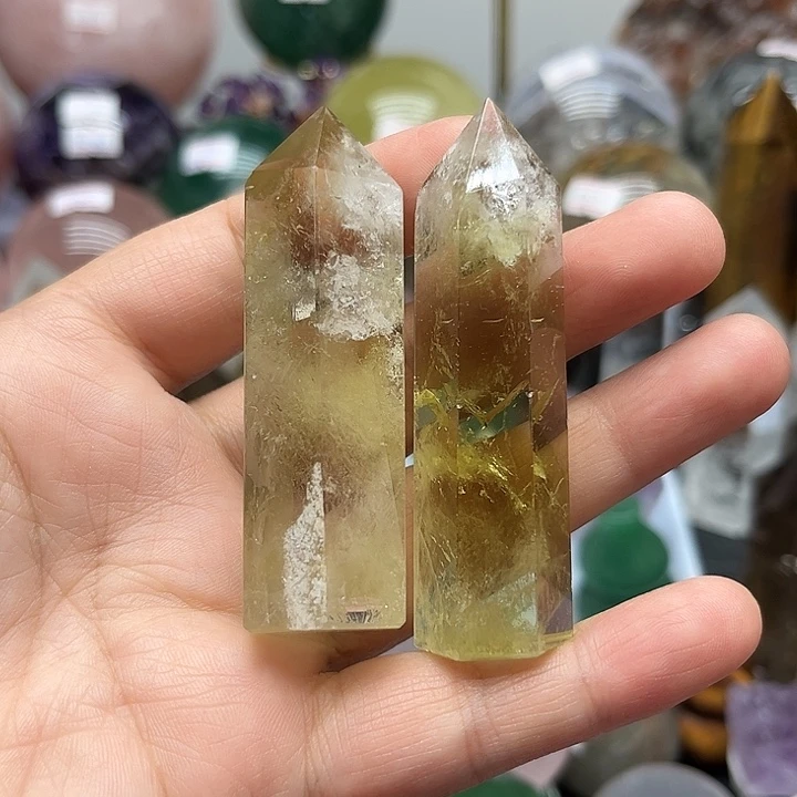 未镶嵌珠宝半成品水晶92克黄水晶柱