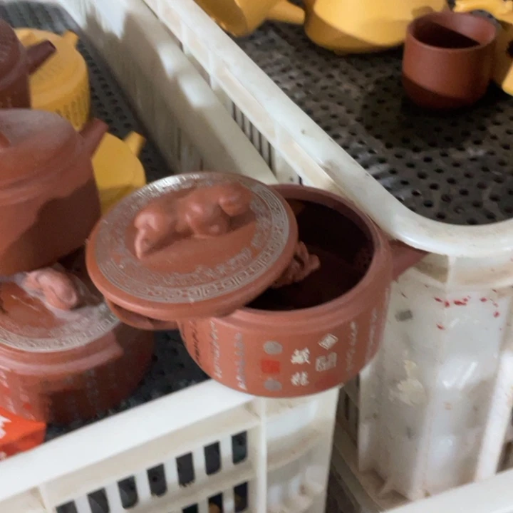 茶壶紫砂茶壶卧虎藏龙2