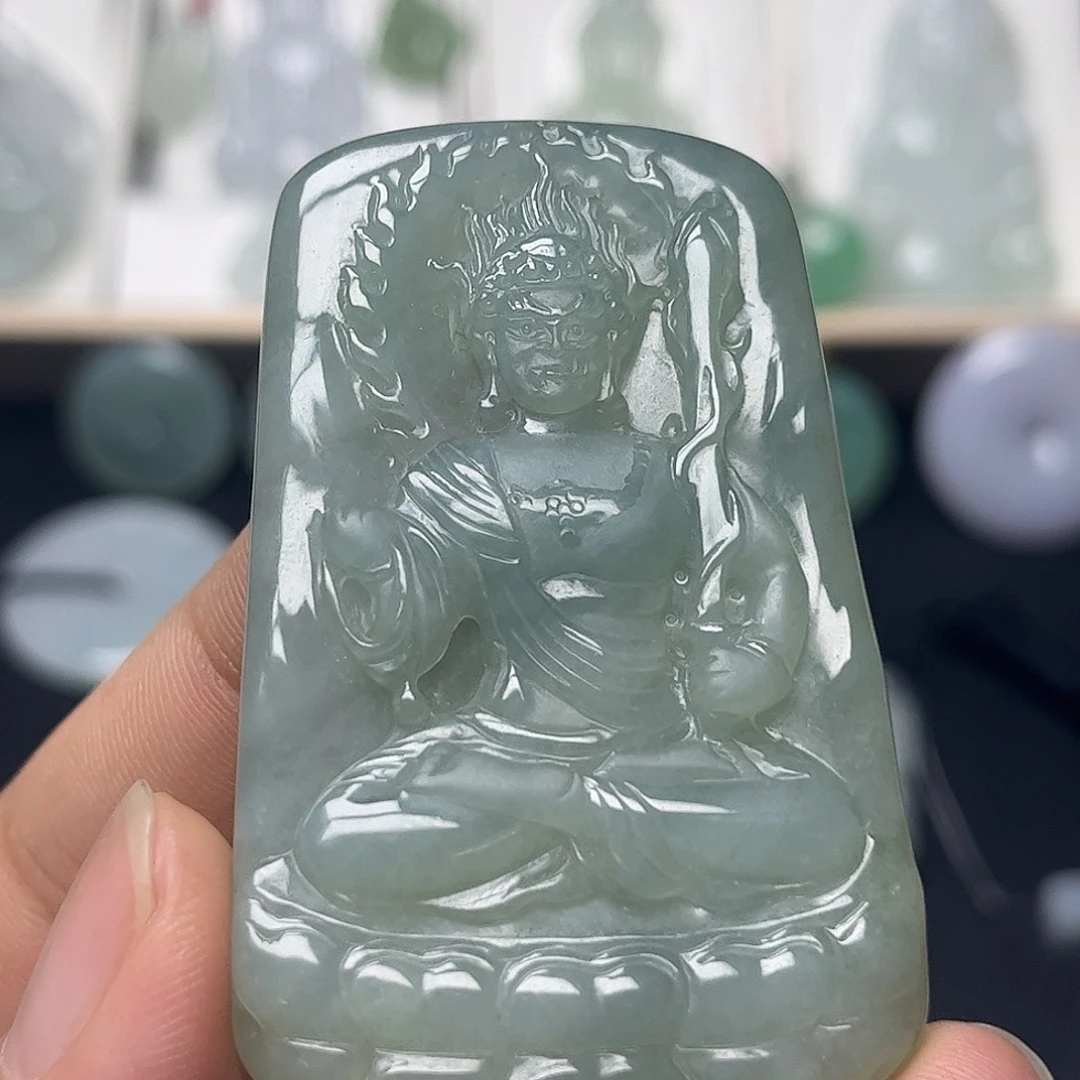 翡翠未镶嵌颈饰缅甸天然翡翠