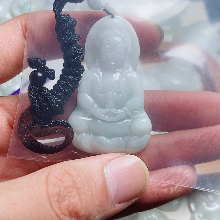 翡翠未镶嵌颈饰17013