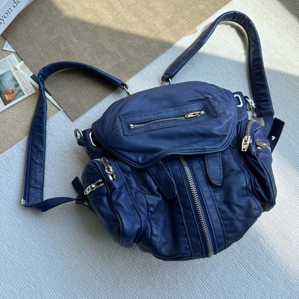 95新 Alexander McQueen/亚历山大·麦昆 上海自播/大王双肩包