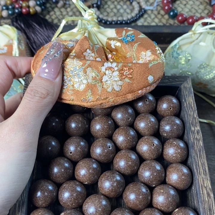 泥塑香韵苏合1.8瑕疵珠香包约50克