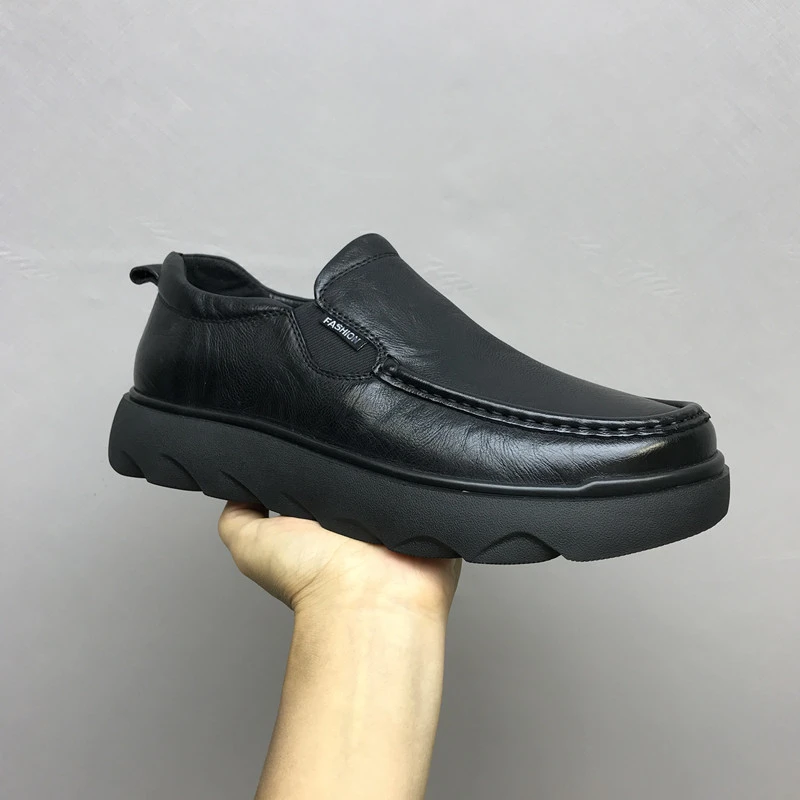 广州真皮男鞋秋季新款透气韩版板鞋低帮商务休闲鞋皮鞋时尚豆豆鞋