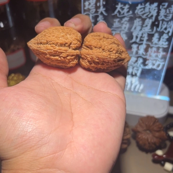 文玩核桃把件32.33.39塔尖