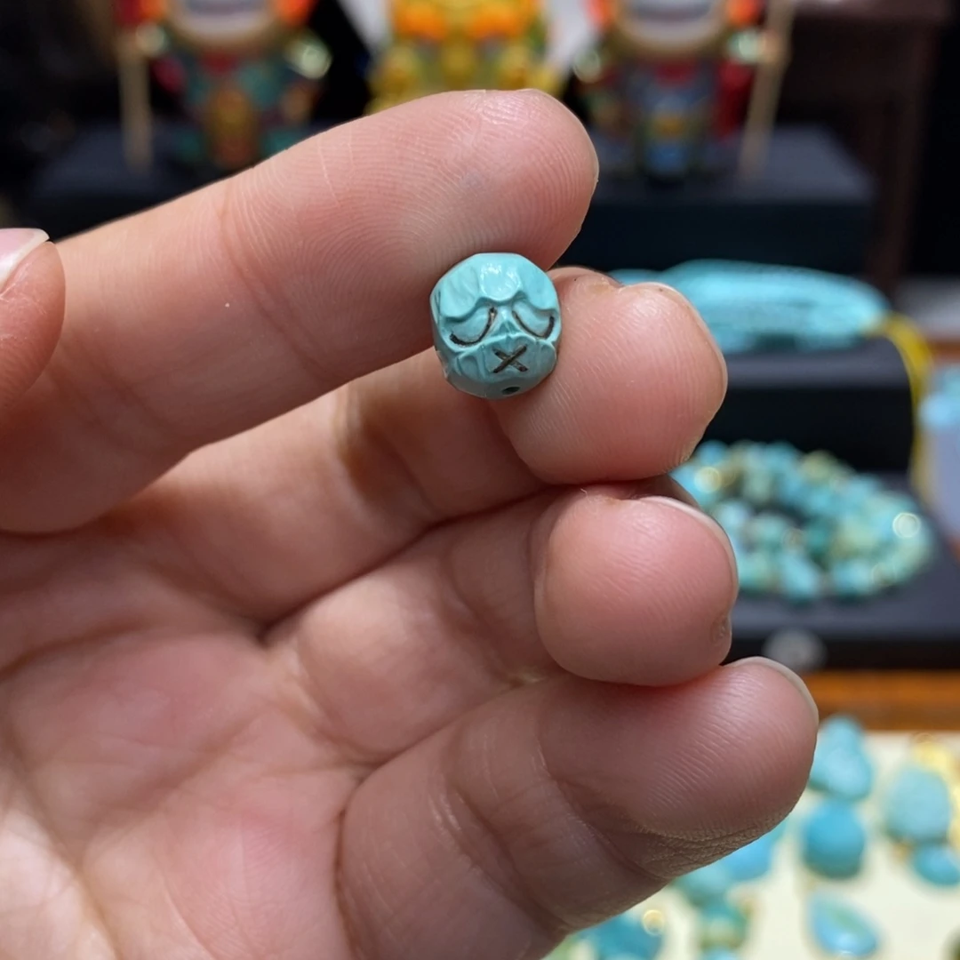 绿松石配饰未镶嵌