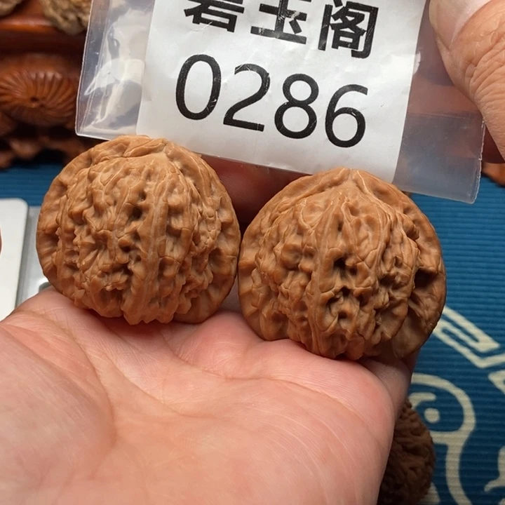 吊坠文玩核桃白狮子43