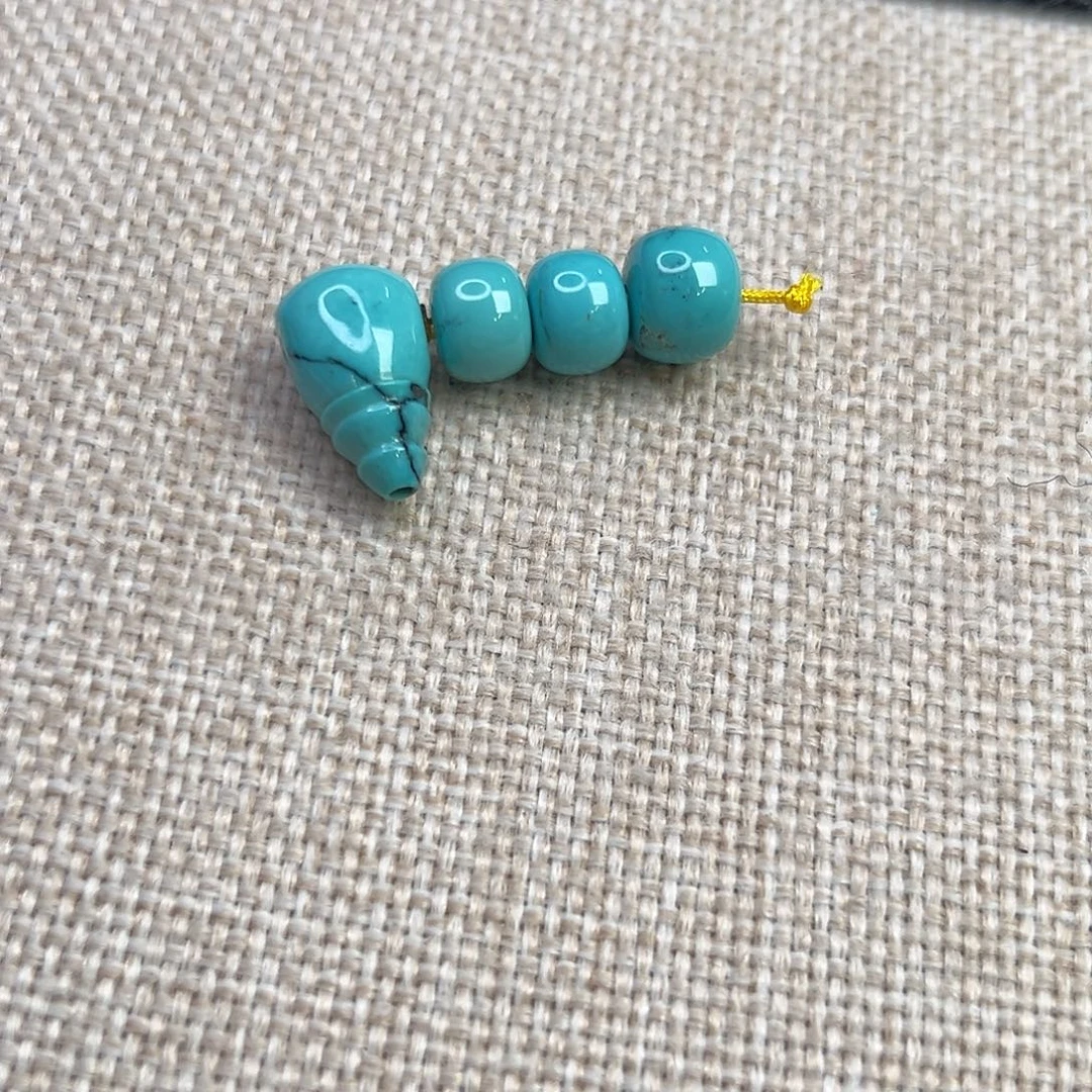 小***哥绿松石未镶嵌珠宝奇石