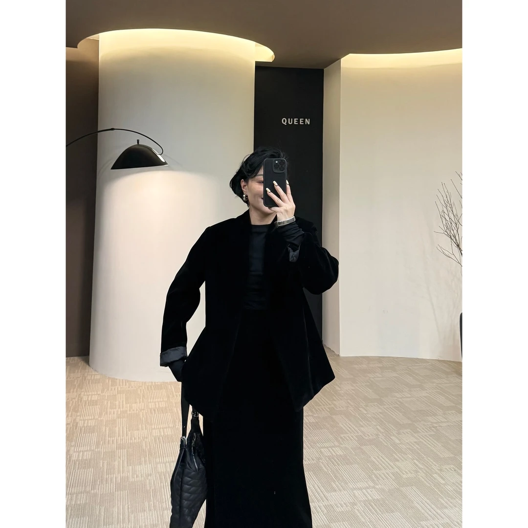 美丽定制极简金丝绒收腰短西服160斤以内（2409）